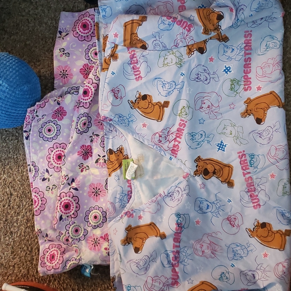 Set of 2: 4x Scrub Tops